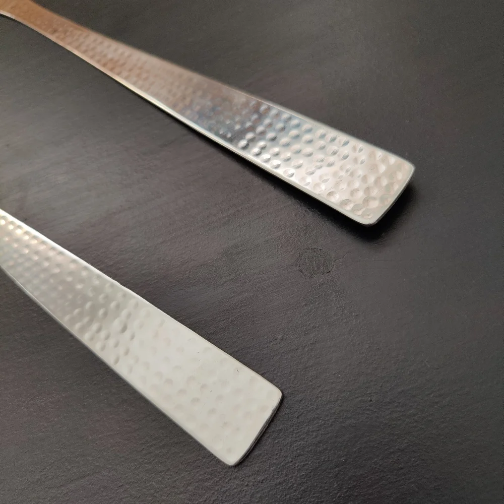 Hammered Polished Stainless Steel Salad Serving Tongs - Picture 3 of 6